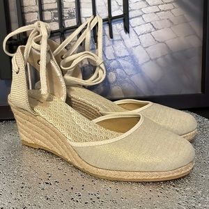 ⭐️ Lands' End Women's Cara Mid Wedge Halter Espadrille Tan Gold Metallic Threads
